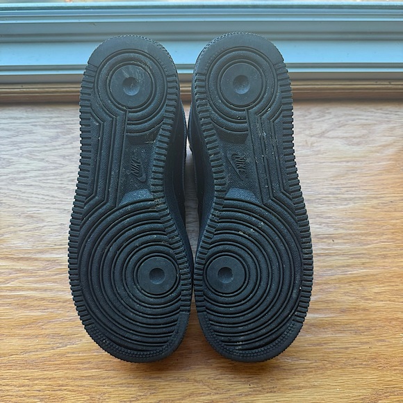 Men’s Nike AF1 Black High-Top Sneakers - Picture 4 of 7